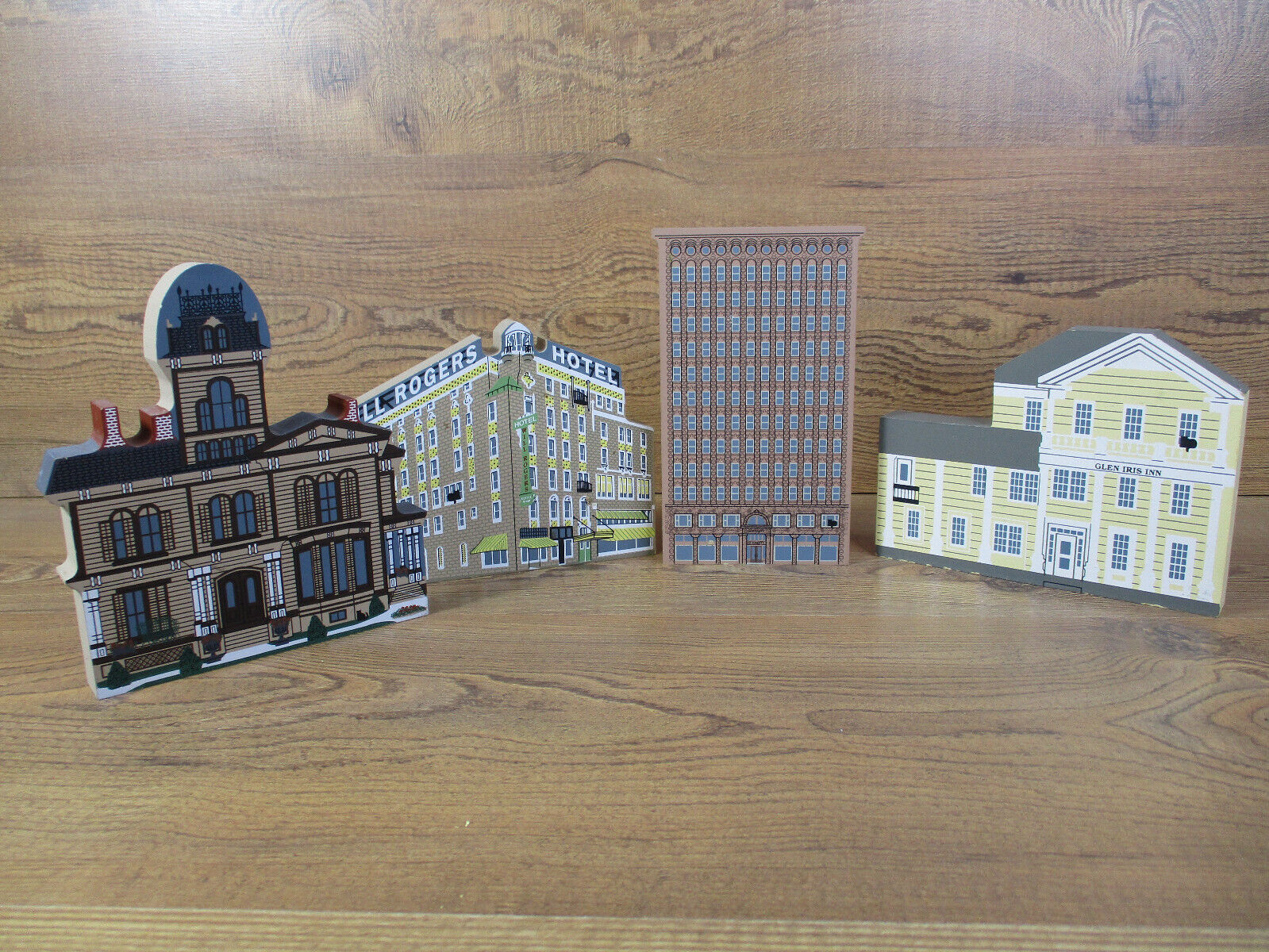 The Cat\'s Meow Lot 5 Wooden Block Village Shelf Sitters Will Rogers Hotel +