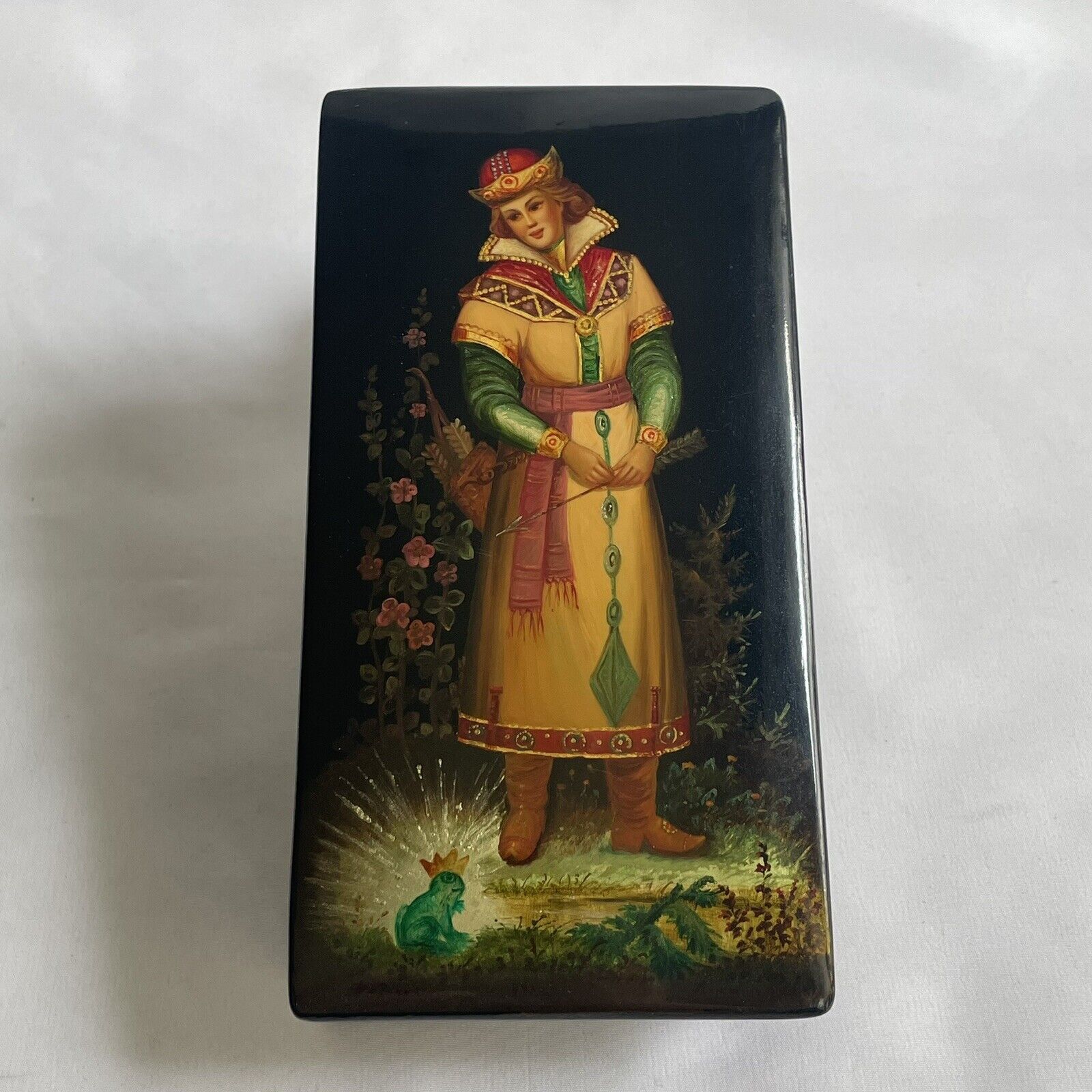 Vtg Prince Ivan Frog Princess Russian Lacquer Painted Trinket Box