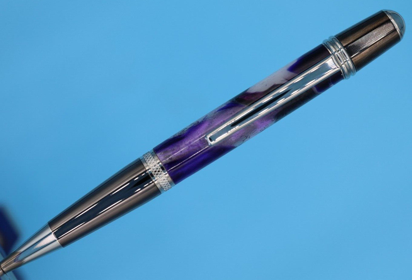 Sierra Ballpoint Pen in Platinum & Black Titanium + Twilight Mulberry Color