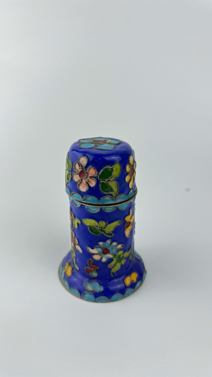 Jewelry Trinket Round Vintage Porcelain Handmade Blue Floral Decor Traditional