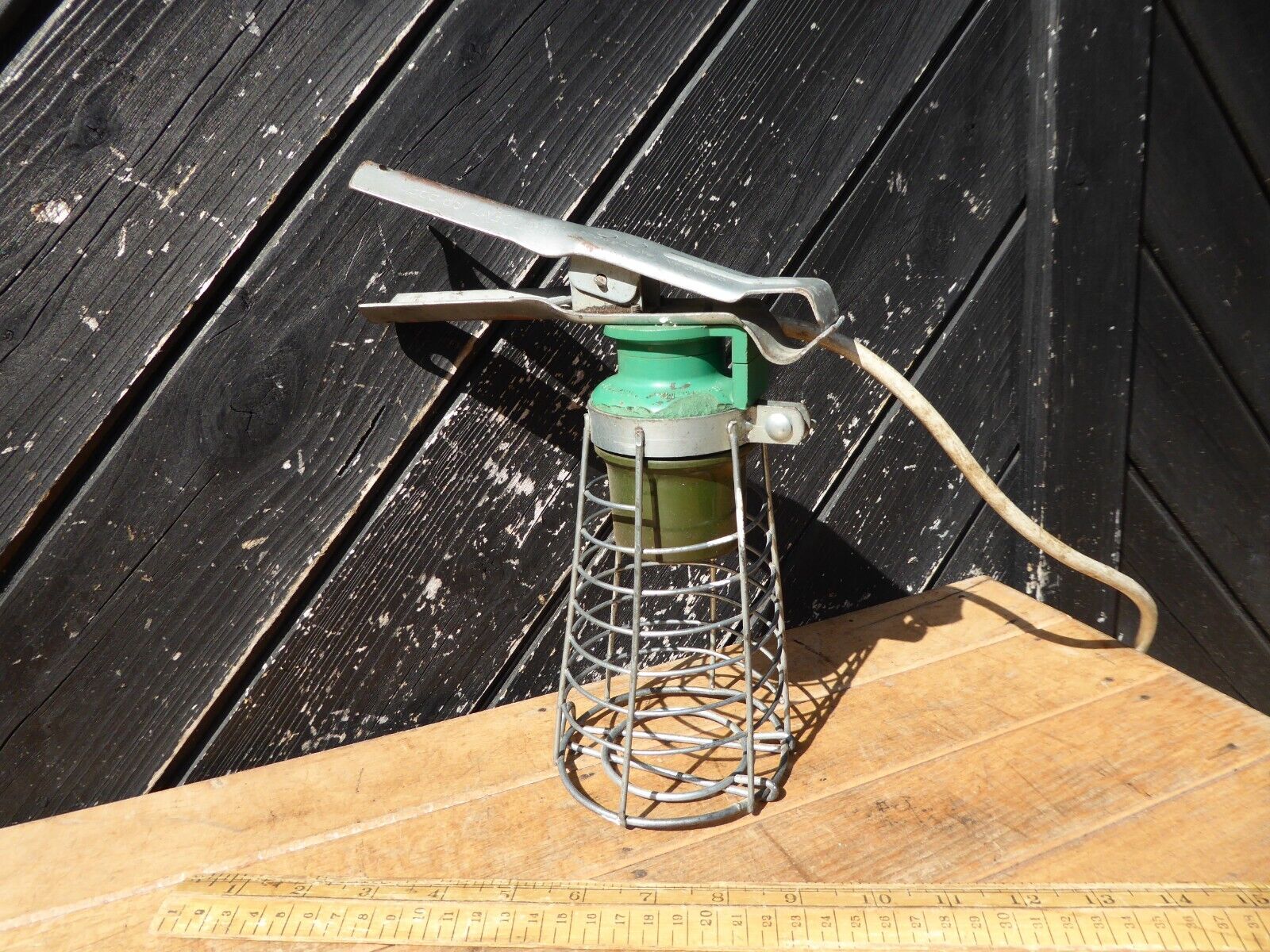 Vintage Briticent Gripper Inspection lamp / hand lamp .Working.