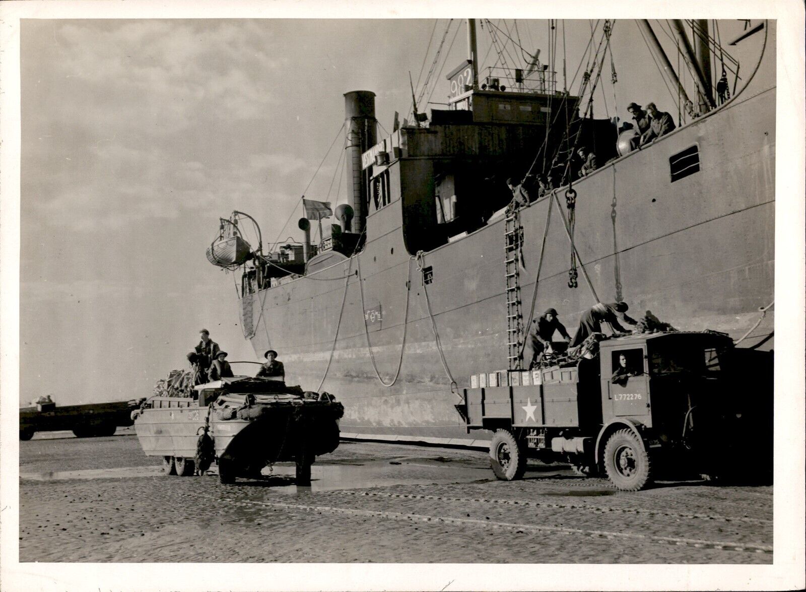 LD319 1944 Orig Photo NORWEGIAN MERCHANT SHIP VESTMANNROD INVASION OF NORMANDY