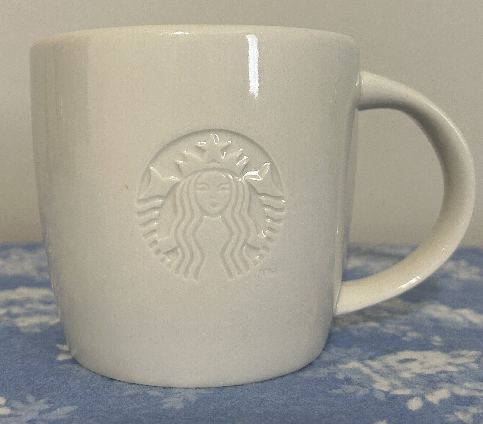 Starbucks 2015 coffee mug solid white etched embossed mermaid siren logo