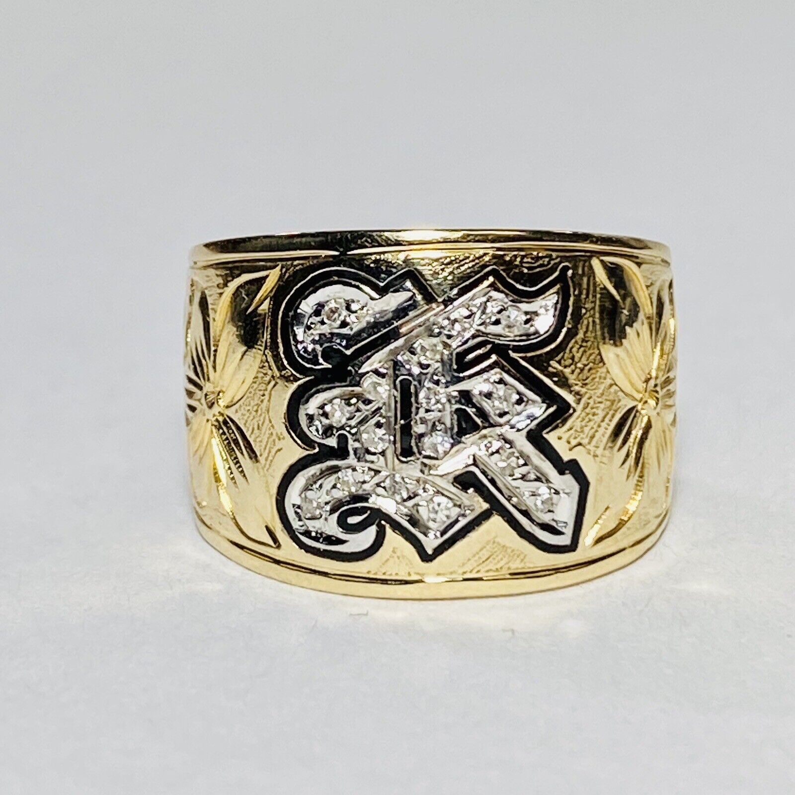 Royal Hawaiian Heritage 14K Two Tone Gold Diamond \