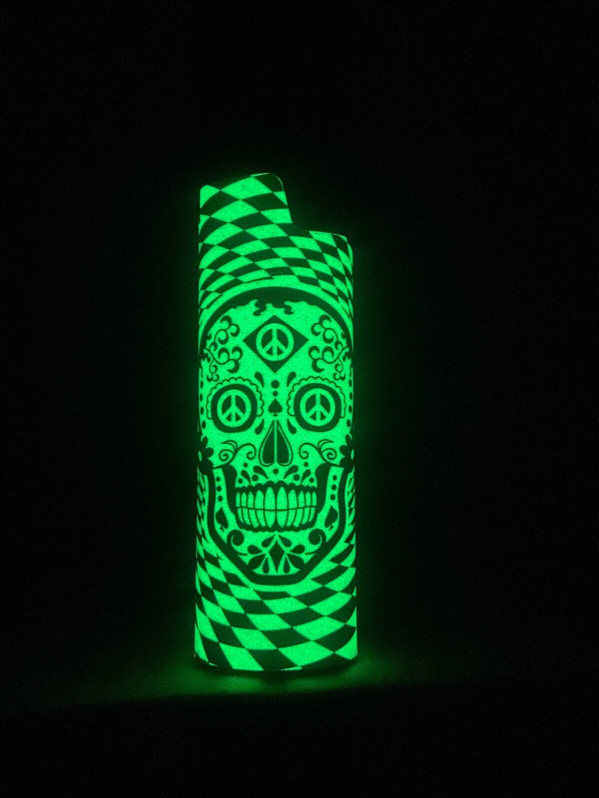 Smokezilla Lighter Case Metal Glow In The Dark   Brand New