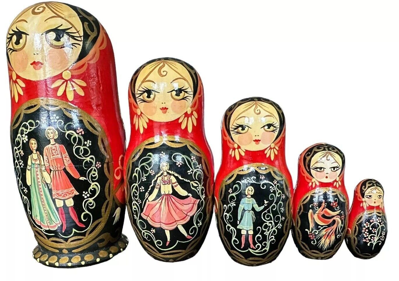 VTG Matryoshka Wooden Russian Nesting Dolls Set Of Five - Incredibly Detailed