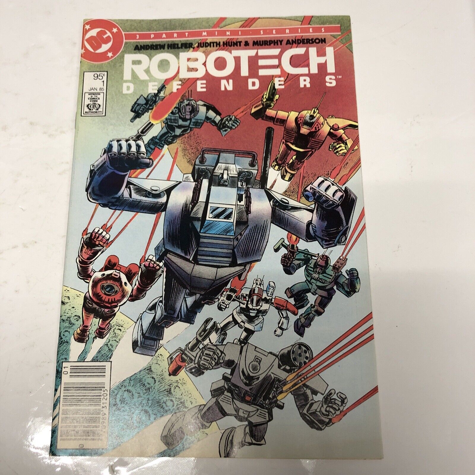 Robotech Defenders (1985) # 1 (NM) Canadian Price Variant • Helfer • DC Comics