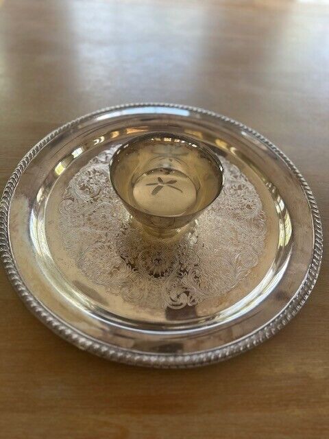 Vintage WM Rogers 866A Silverplate Chip and Dip Servin Platter (1970s)  - UNUSED