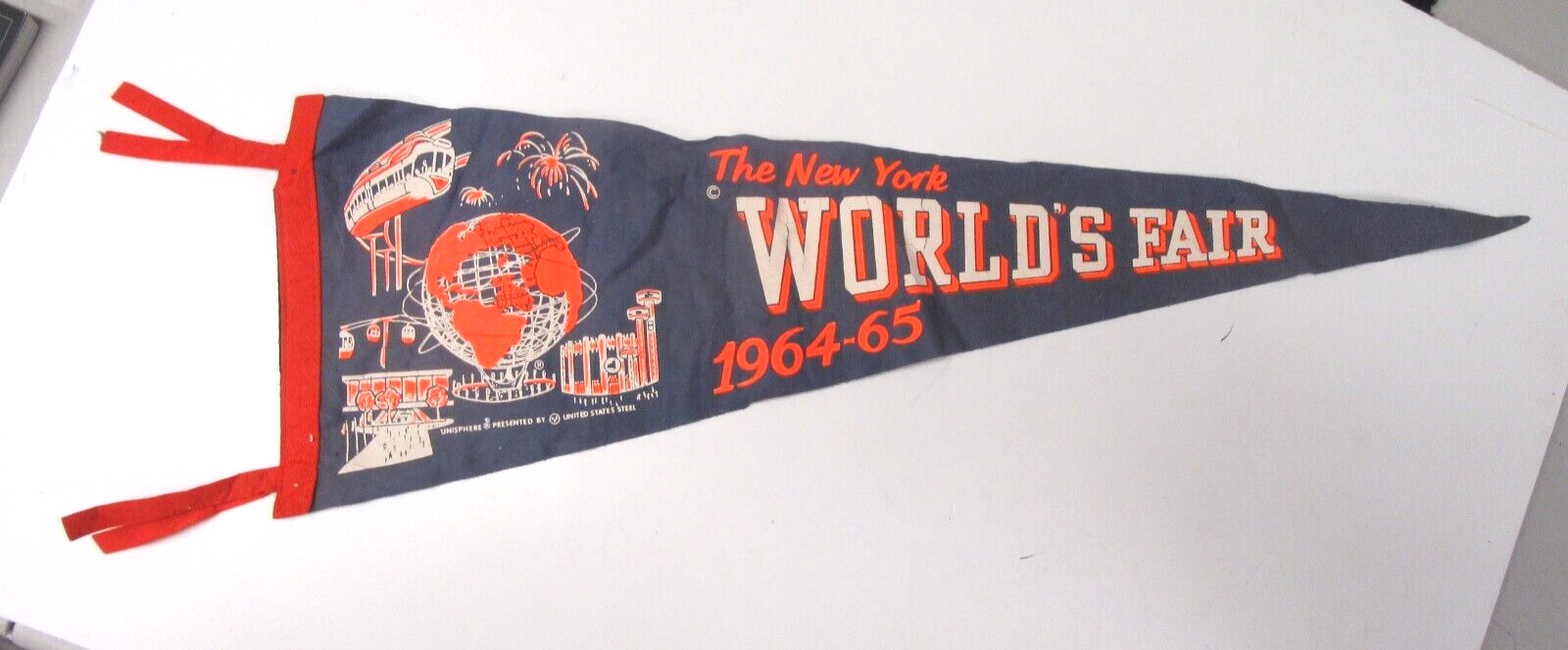 Vintage 1964-65 NY World\'s Fair Souvenir Pennant Flag Needs Ironing See Pics