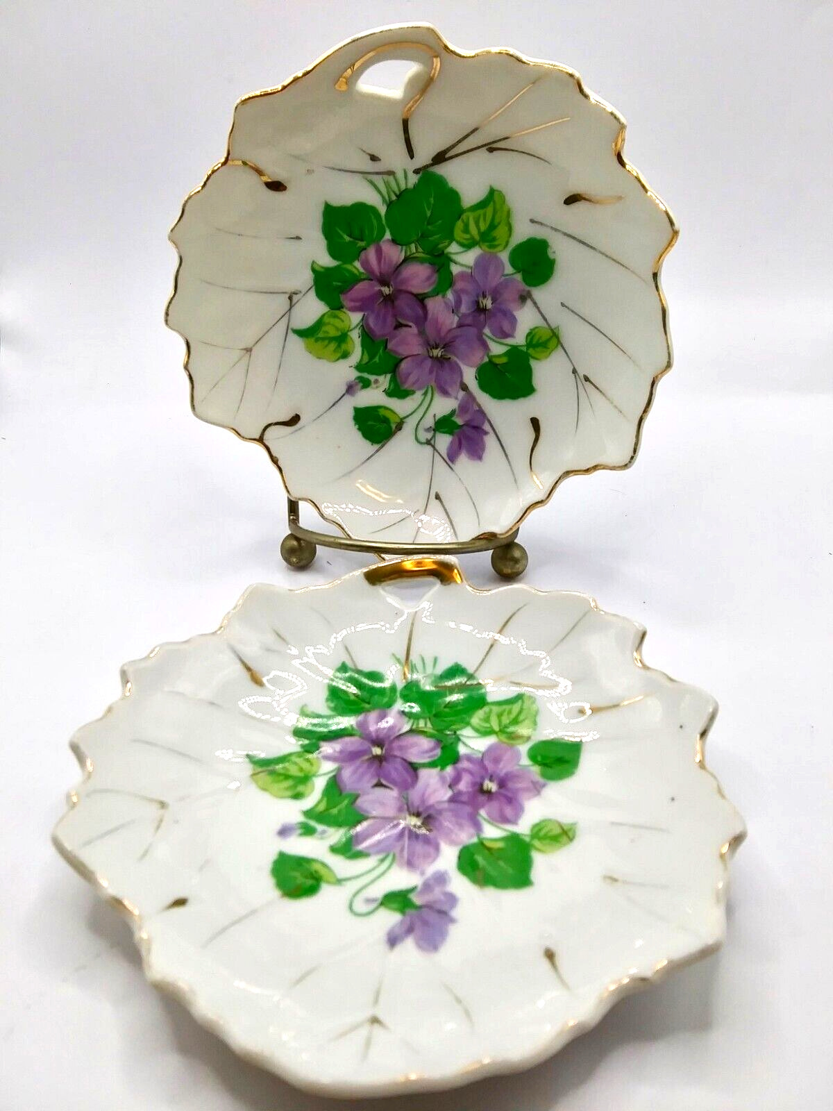 VTG Viceroy/Cherry China Leaf Shape Gold Edge Violets Trinket Dishes - Set of 2