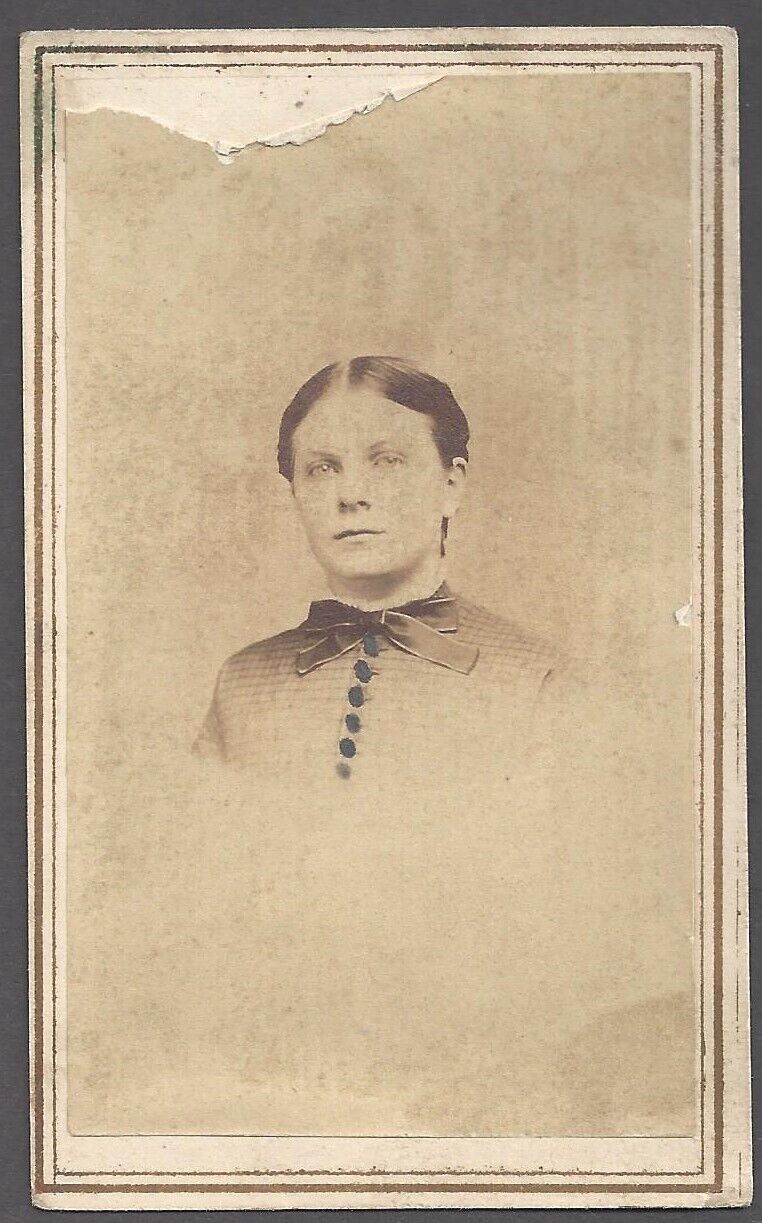 ANTIQUE CDV PHOTO Young Lady Bow Collar Dress Tax Stamp Civil War