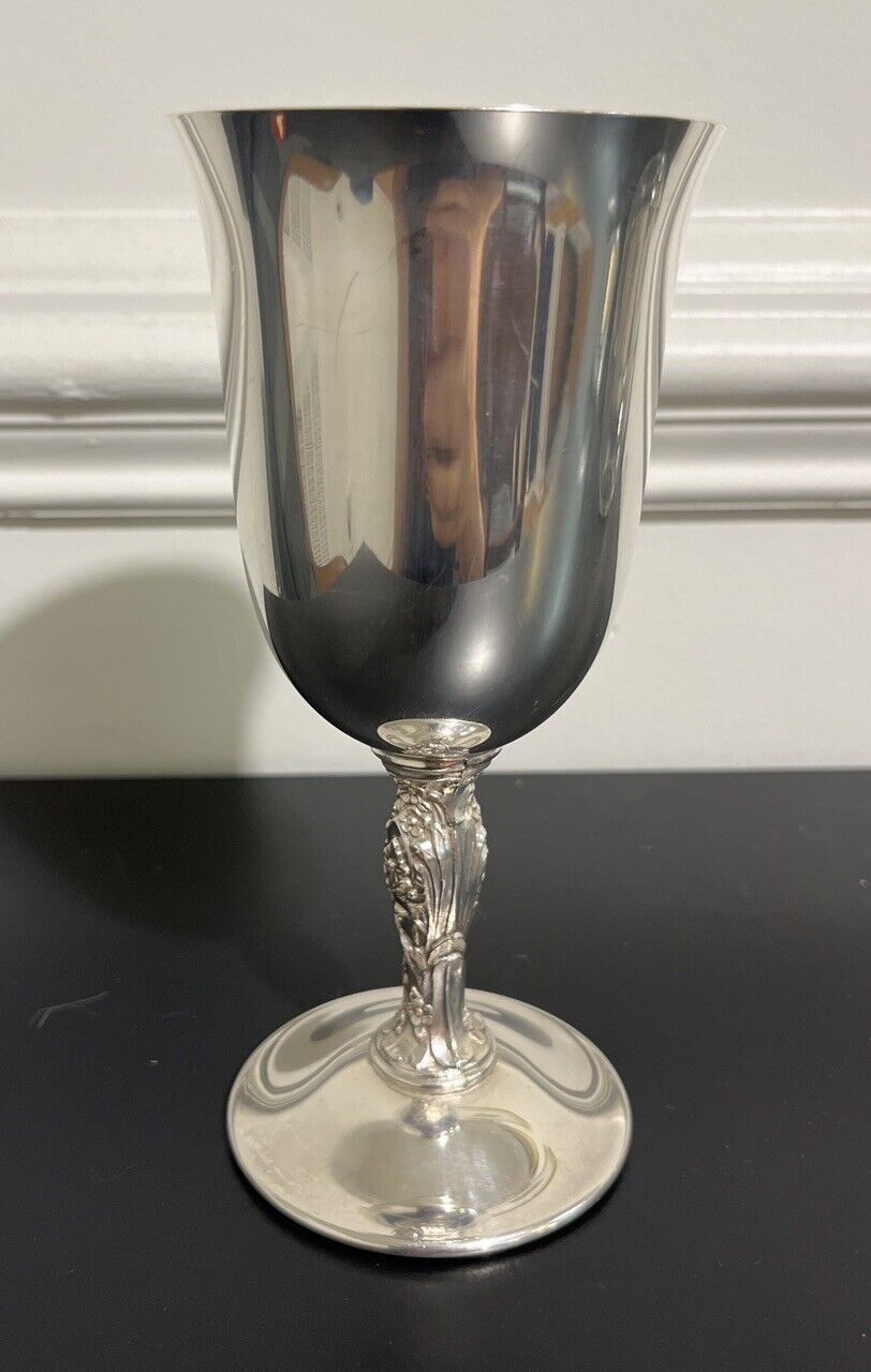 Vintage WM Rogers Silver Plated Wine Goblet #395 W/ Floral Stem ca 1960 polished