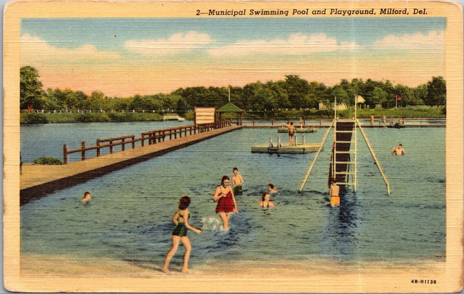 Milford Delaware Postcard Municipal Swimming Pool Linen 1944 RZ