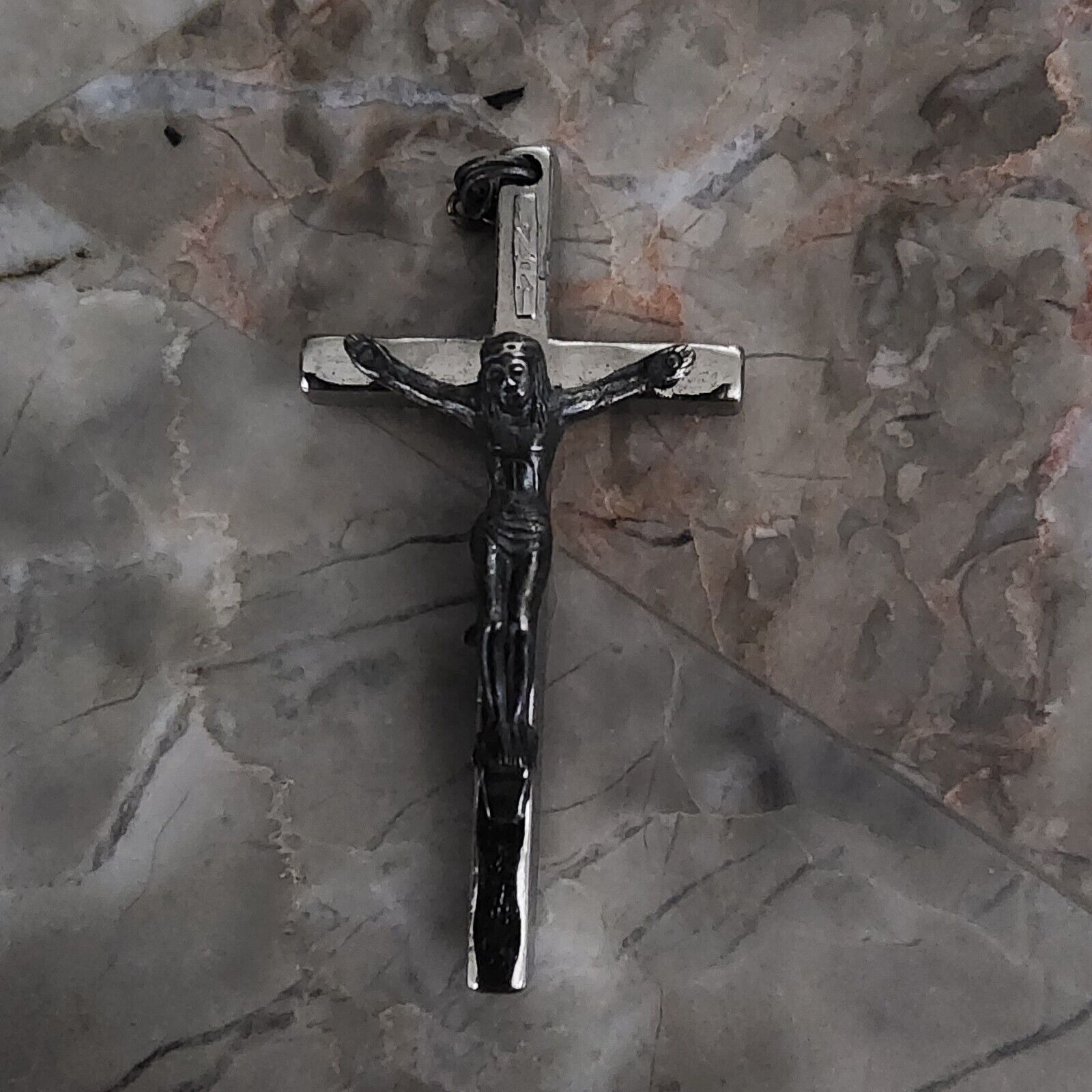 Jesus Christ on Cross Crucifix Silver Tone .75\