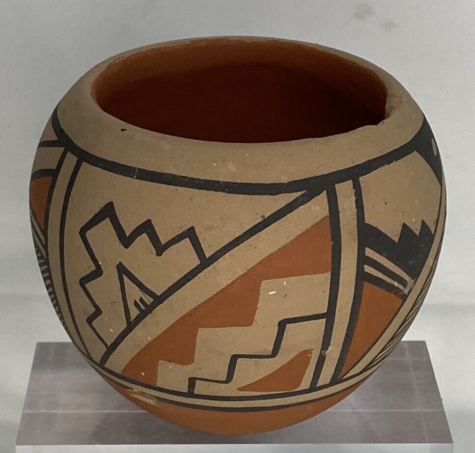 Native American Jemez Pueblo Pottery Vase Signed M Sandia 1994 3” H