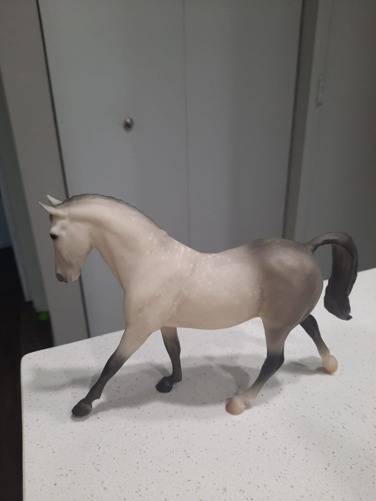 Breyer Dapple Grey Hanoverian Horse, No. 642, Classic Breyer, Great Condition