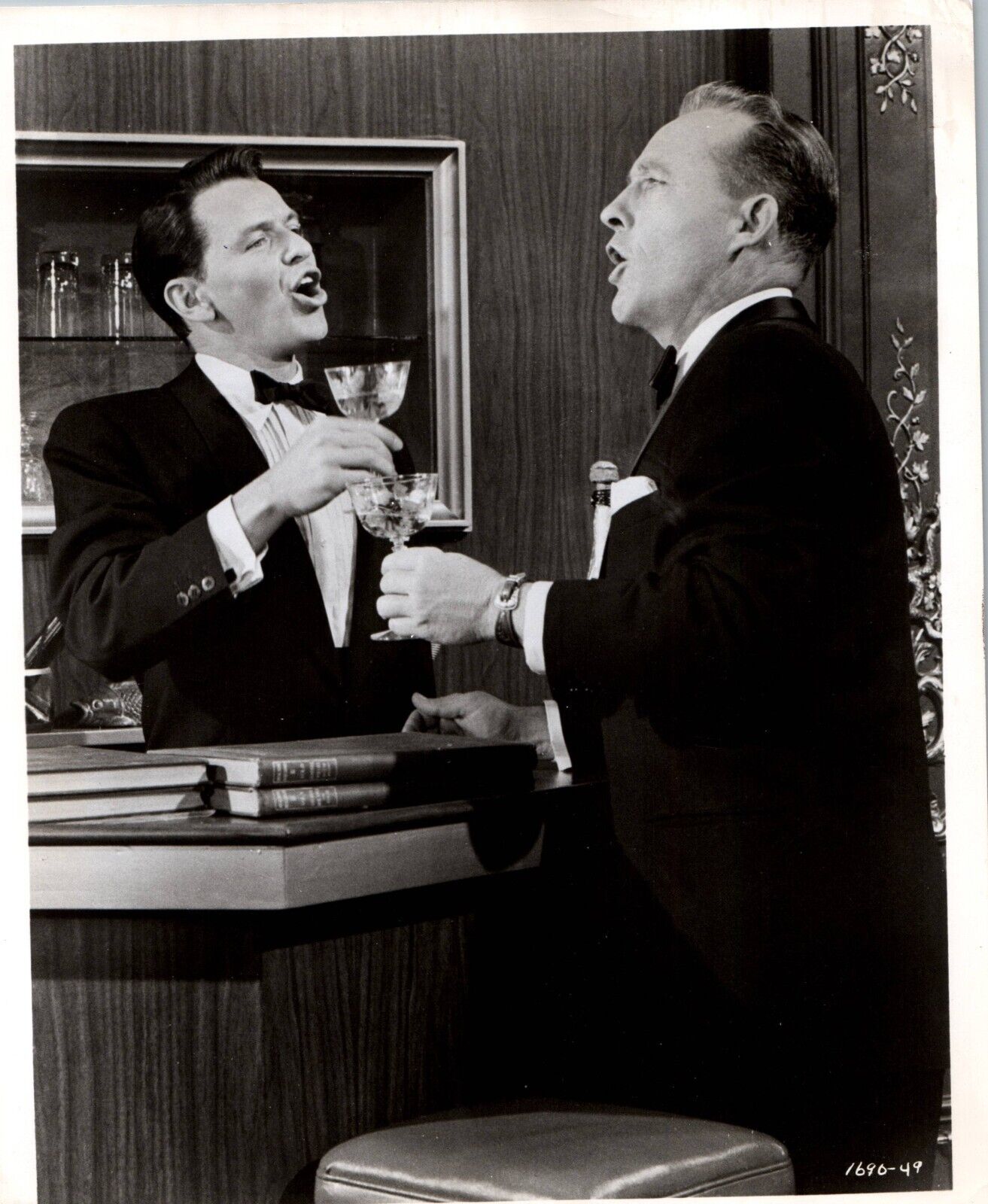 Bing Crosby + Frank Sinatra (1956) ❤ Original Vintage Memorabilia Photo K 378