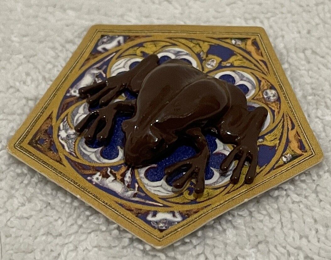 NEW Official Harry Potter Chocolate Frog Brown Metal Pin w/ Paper Card 1\