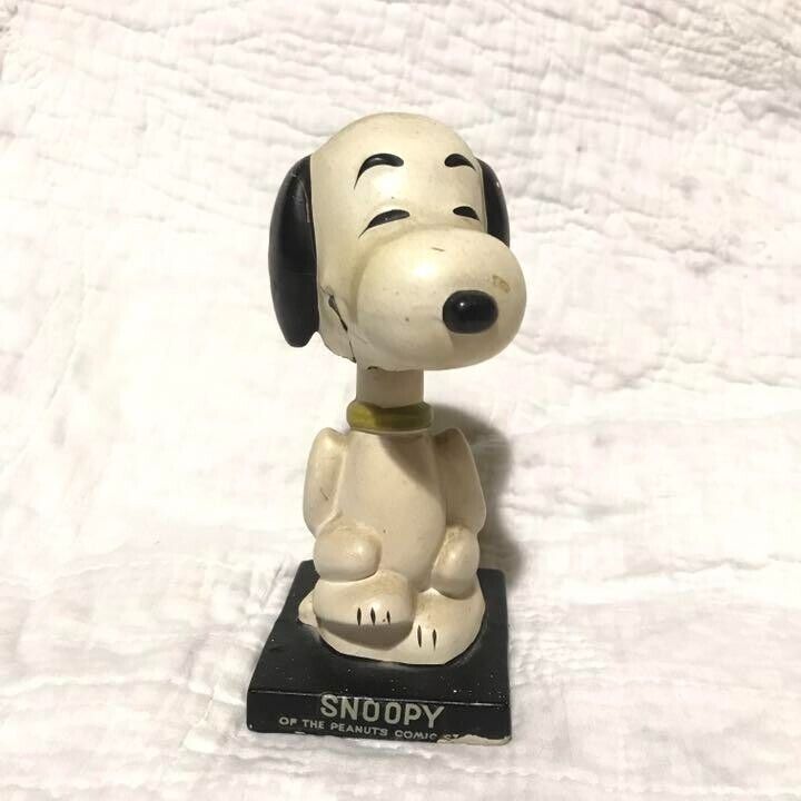 Rare 1950 Vintage Snoopy Peanuts bobblehead figurine paper clay