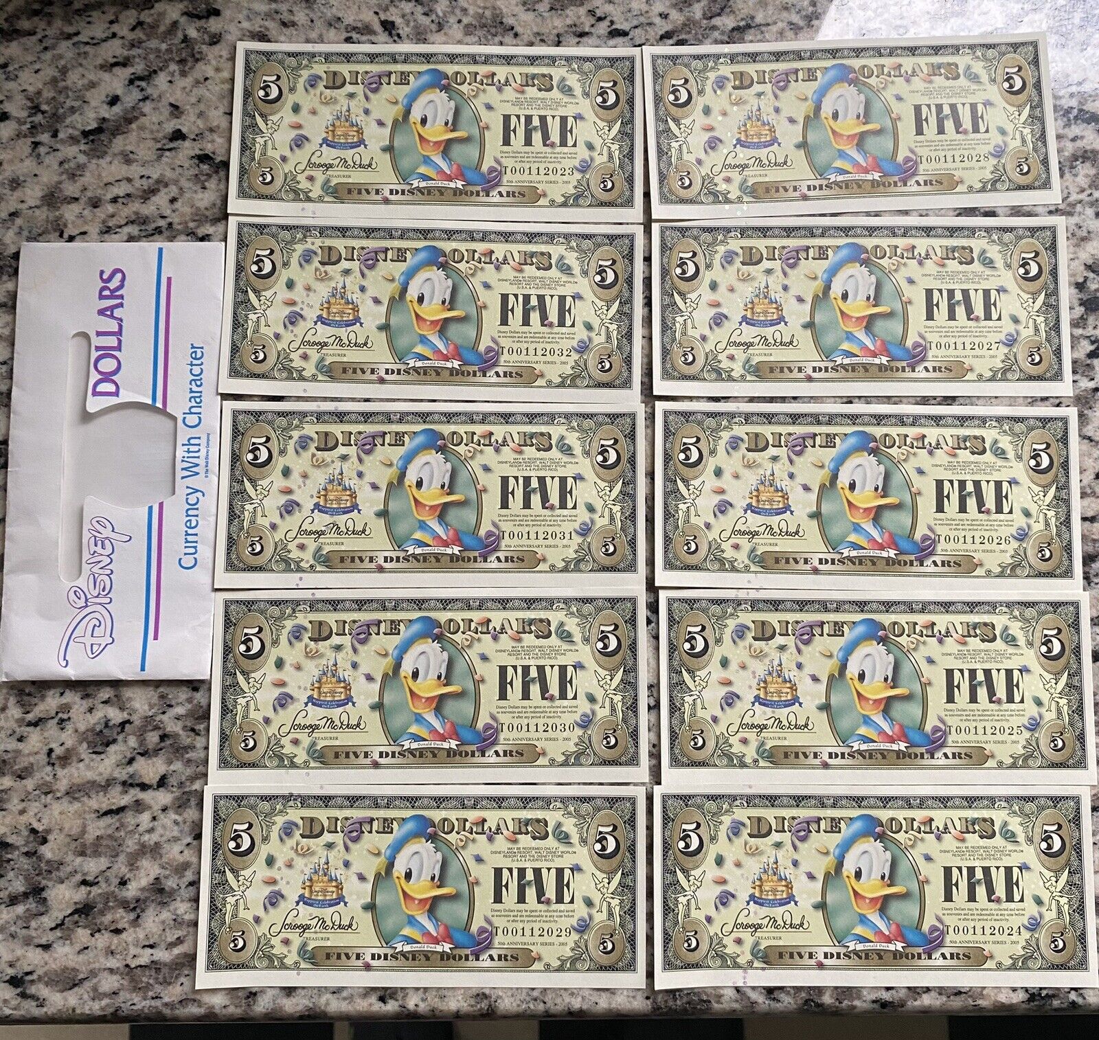 10 - 2005 Donald $5 50th Anniversary T SEQUENTIAL NO Barcode Disney Dollars