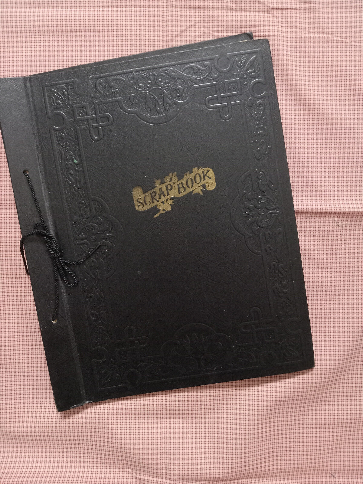 large vintage empty scrapbook - expandable embossed black cover - 24 blank pages