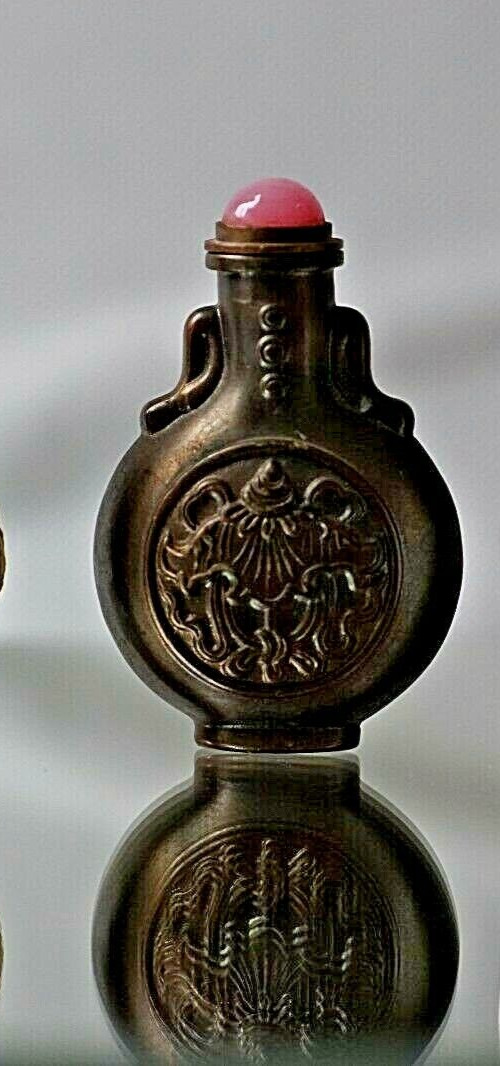 Antique CHINESE SNUFF BOTTLE Brown