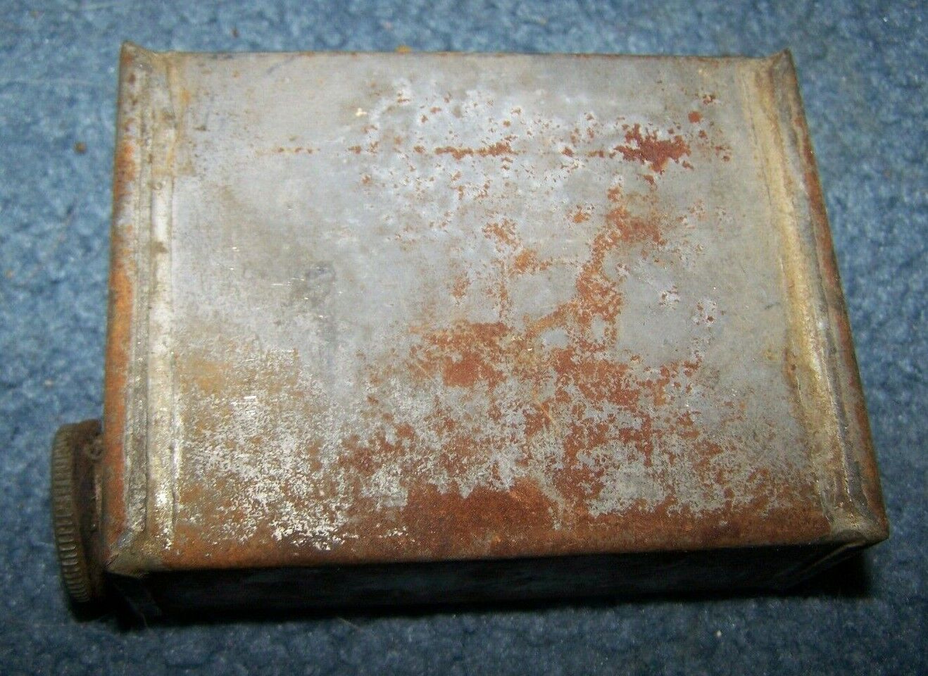WW2 VICKERS / BREN MG OIL CAN WITH BRUSH, BRITISH ISSUE *NICE*     