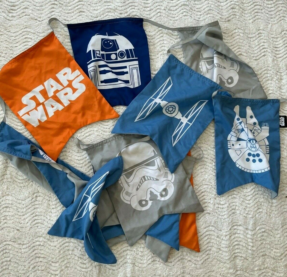 Vintage LucasFilm LTD. Star Wars, Cloth flags hanging banner, R2-D2