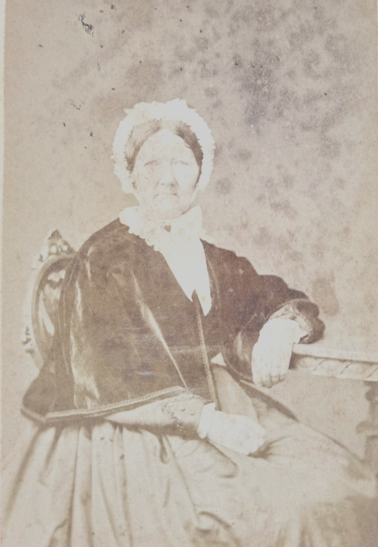 CDV Photo E. Kiewning Photograph German Woman Mother Bonnet Shawl 2.5 x 3.75 cp1