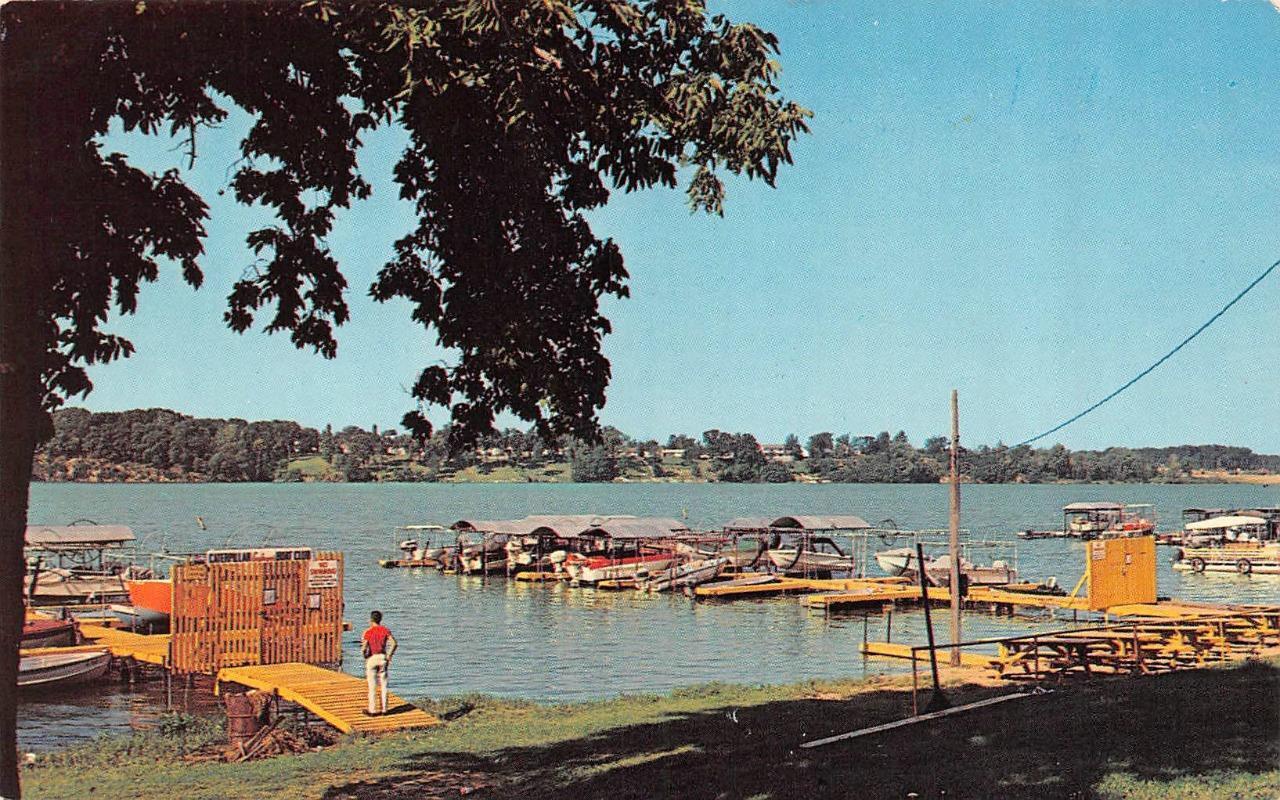 Decatur, IL Illinois  BOAT DOCK On LAKE DECATUR Nelson Park~Marina 1968 Postcard