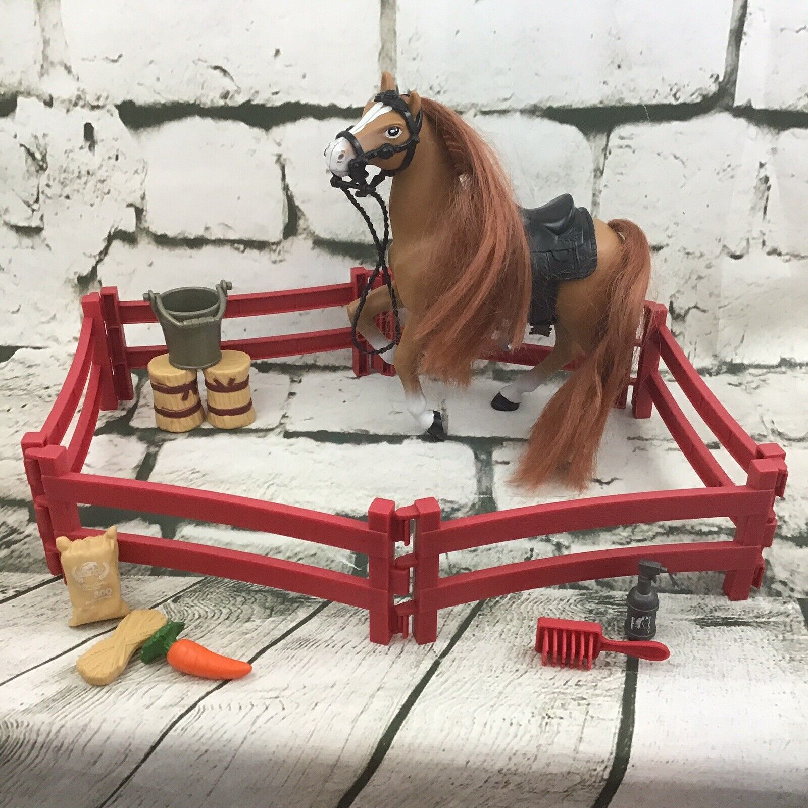 Lanard Royal Breeds Equestrian Play Set With Horse Figure Fence And Accessories