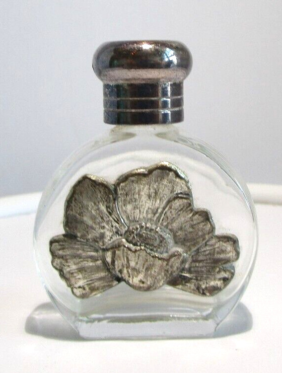 Stunning Antique Art Nouveau style perfume bottle Great Collectors Unused 2 1/2\