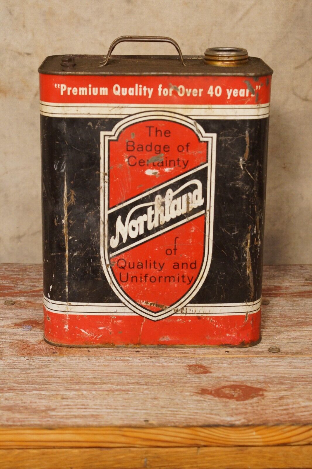 Old RARE Northland Oil Can Waterloo IA 