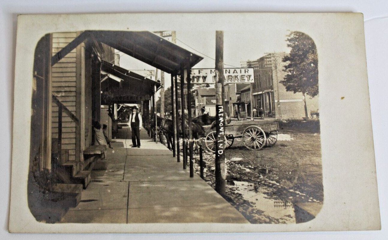 Vintage RPPC Postcard - Tremont, Indiana Street Scene - Unposted