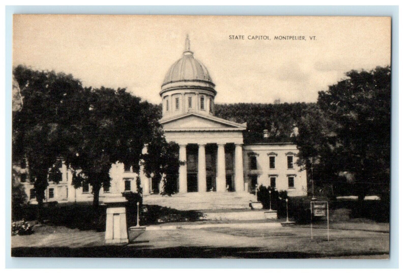 c1930\'s State Capitol Building Montpelier Vermont VT Unposted Vintage Postcard