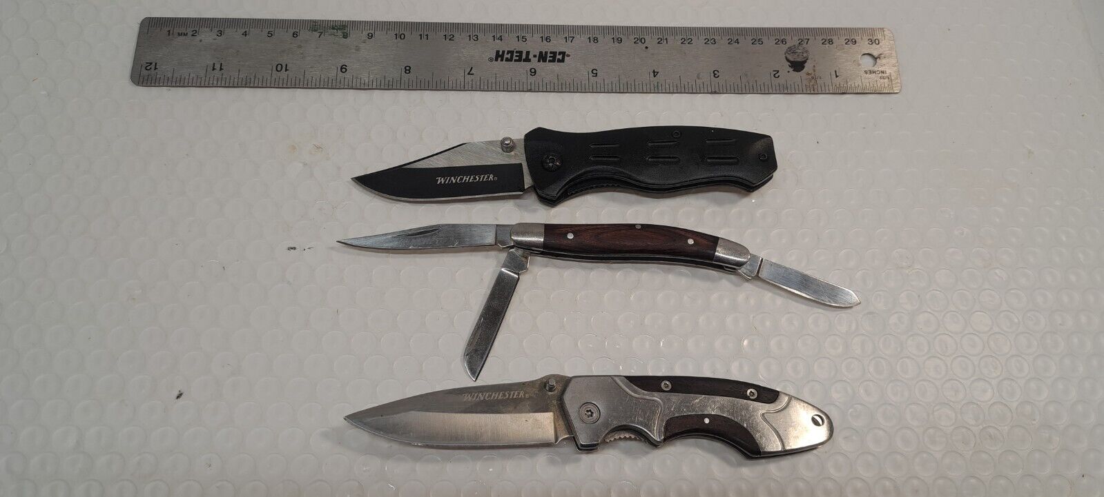 lot of 3 Winchester pocket knifes