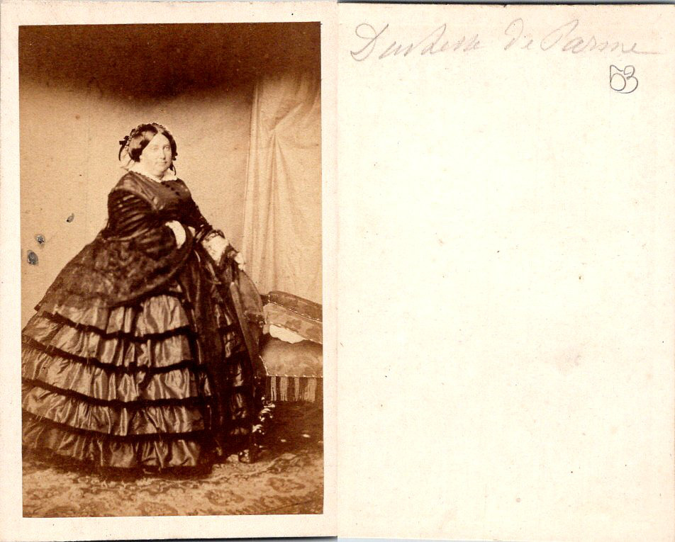 CDV Louise Marie Thérèse d'Artois, Duchess of Parma, circa 1860 Vintage CDV alb