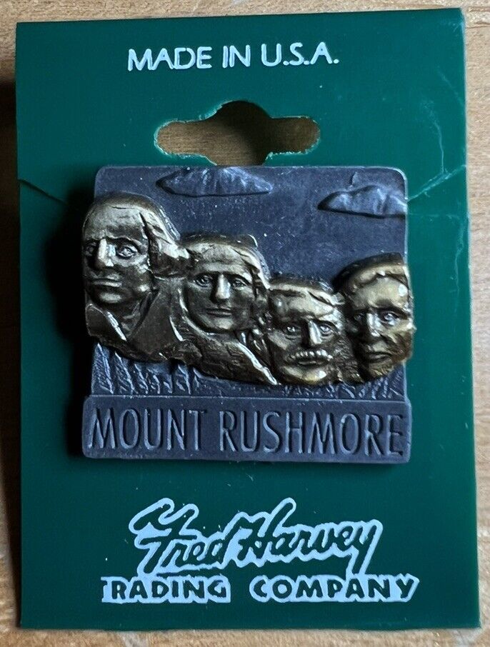 Vintage Mount Rushmore Lapel Pin.  Collectible.  Fred Harvey Trading Company