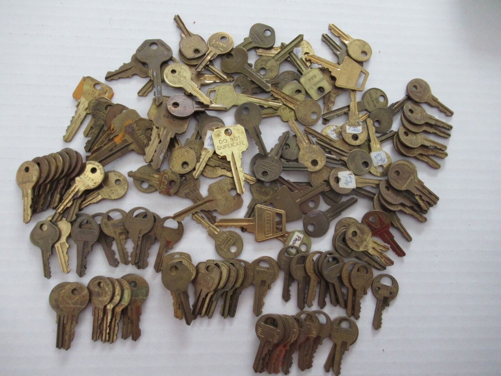 Lot of  Misc. Brass Color  Keys 2 + Pounds (LBS)