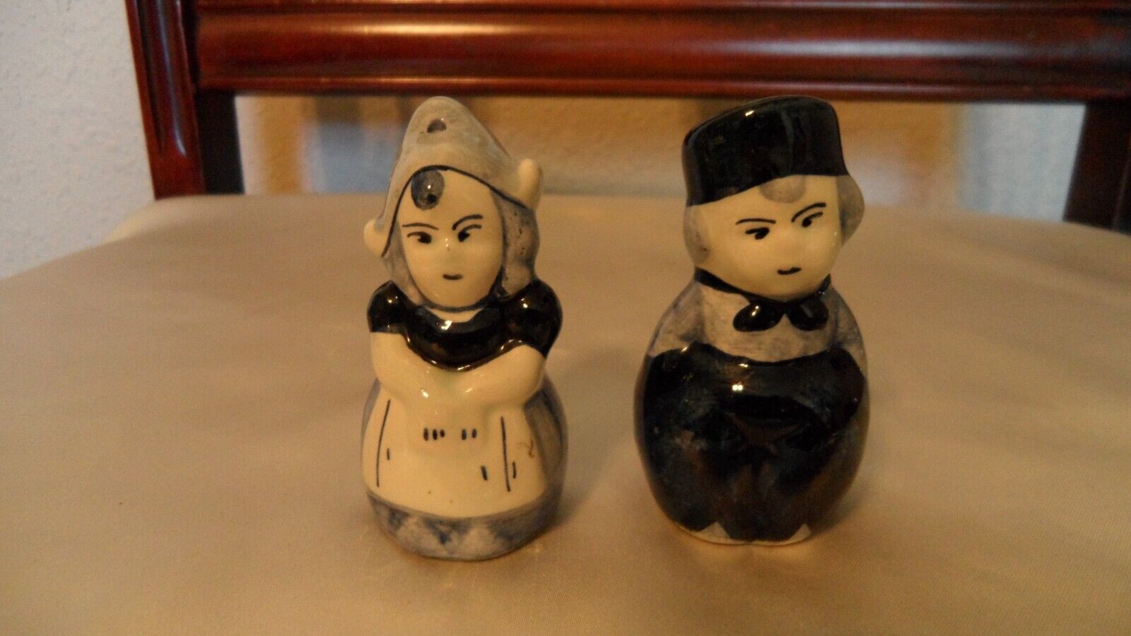 Vintage Adorable Little Dutch Boy & Girl Delft Pottery Salt & Pepper Shakers