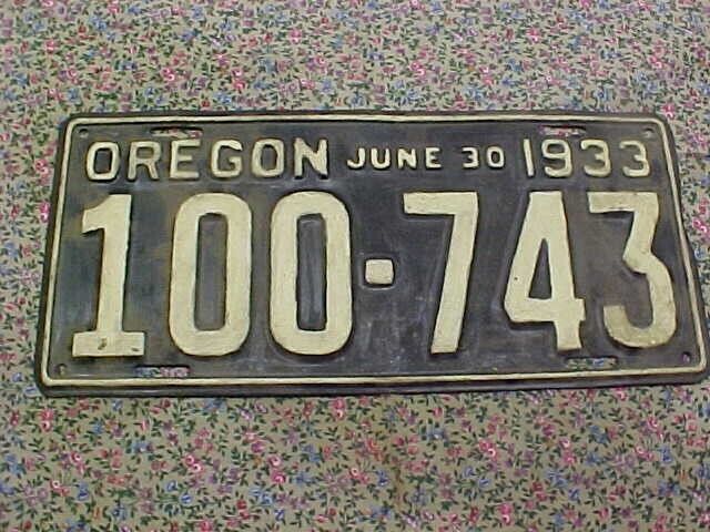 Vintage 1933 Oregon License Plate Sold as Found