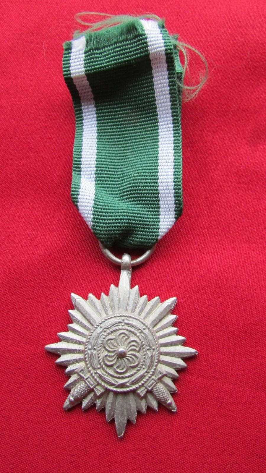 Rare Original WWII German Silver Ostvolk Volunteers Medal East Front