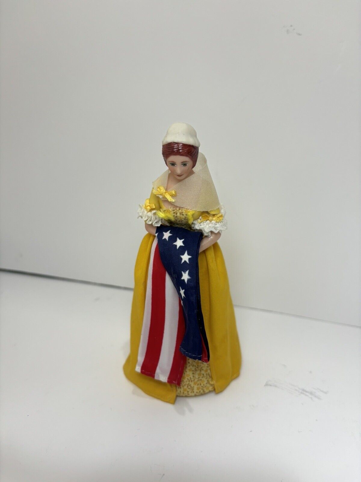 VINTAGE American Women Of Arts & Letters Betsy Ross Figurine  LTD Edition