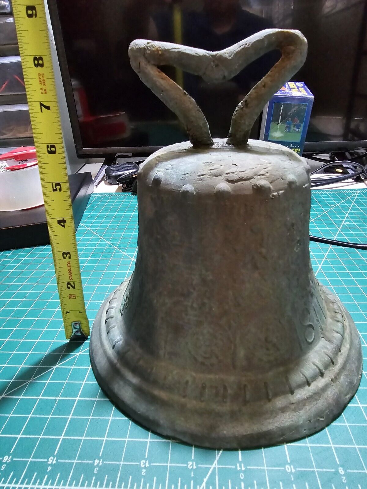ANTIQUE 1811 BRONZE EARLY SPANISH INDIAN MISSION BELL CAST BIG  