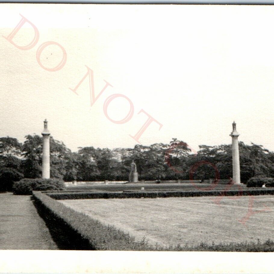 c1940s Chicago, IL North Presidents Court Park Real Photo Abraham Lincoln C9