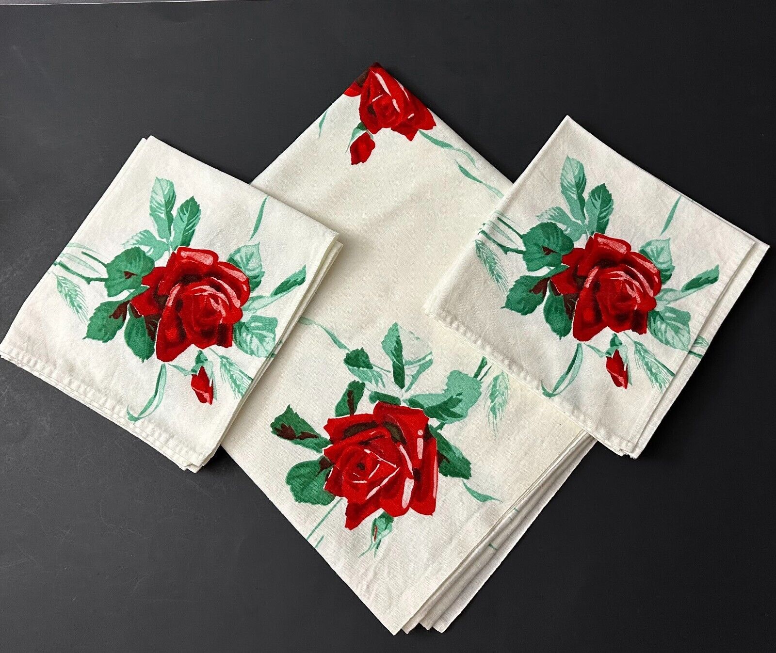 Vintage Wilendur American Beauty Rose Flower Tablecloth and Napkins