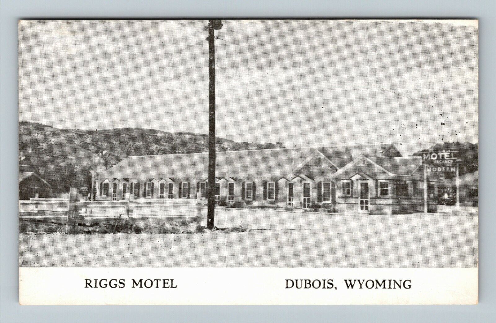 Dubois WY-Wyoming, Riggs Motel, Antique Vintage Souvenir Postcard