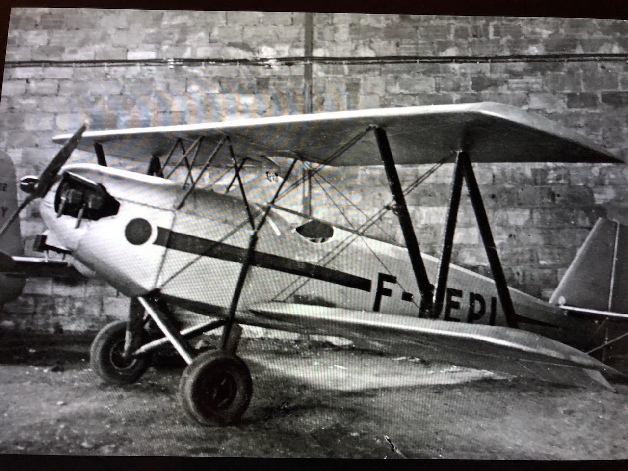 1933 Wood Section of Plane B. Bassou \