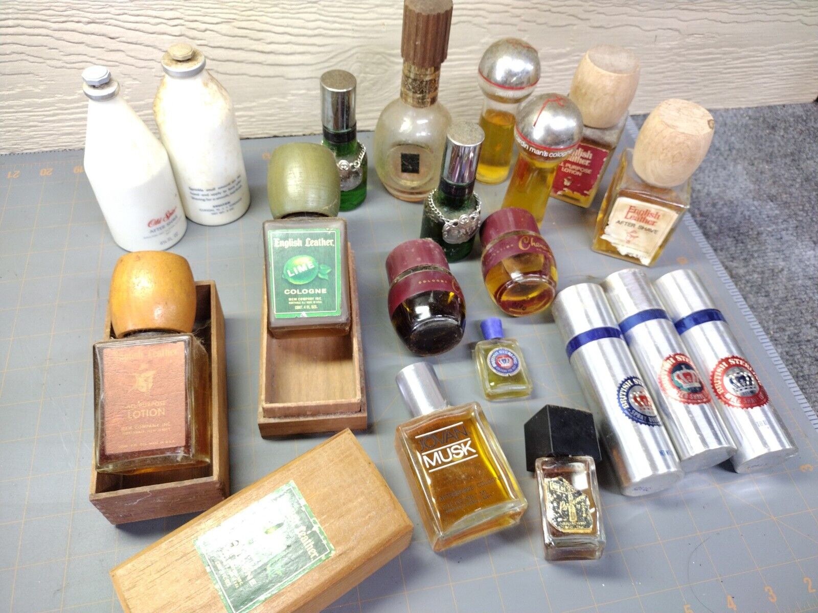Men\'s Perfume Cologne LOT Vintage Mini Bottle Box DUST Bottles ONLY Estate OS