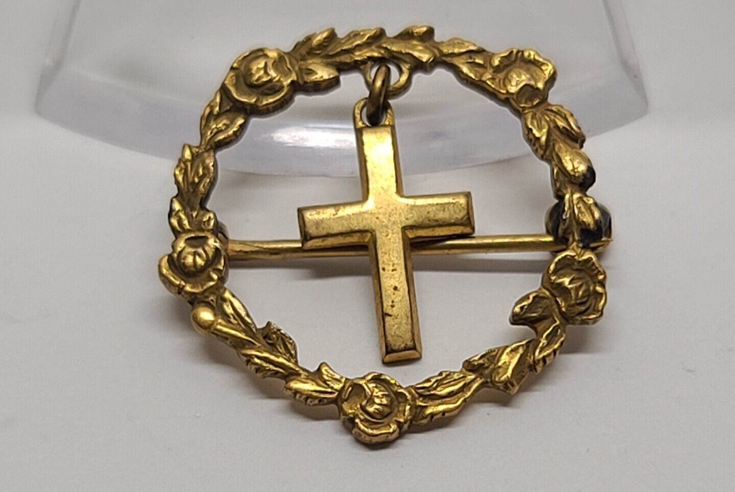 Vintage Antique Gold Pin Lapel Brooch Cross Rose Wreath Religious Catholic 7/8\